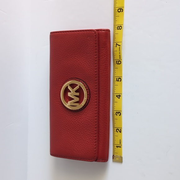 Michael Kors Fulton Continental Flap Wallet Clutch Red/Cherry Pebble Leather - Picture 11 of 12